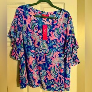 Sold!!  NWT Lilly Pulitzer XL top. Beautiful for the summer. Light and flowy.